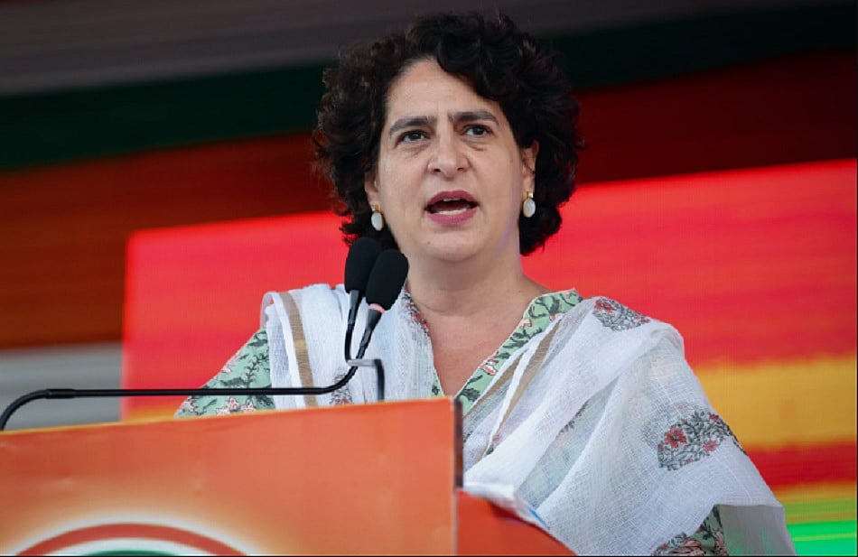 बड़ी खबर LIVE: प्रियंका गांधी बोले- बीजेपी राज में परीक्षाओं में भ्रष्टाचार देश के युवाओं से उनका छीन रहा है भविष्य