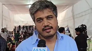 खुफिया विभाग की नाकामी को दर्शाती है नागपुर हिंसा... रोहित पवार ने फडणवीस के दावोंं पर सरकार को घेरा