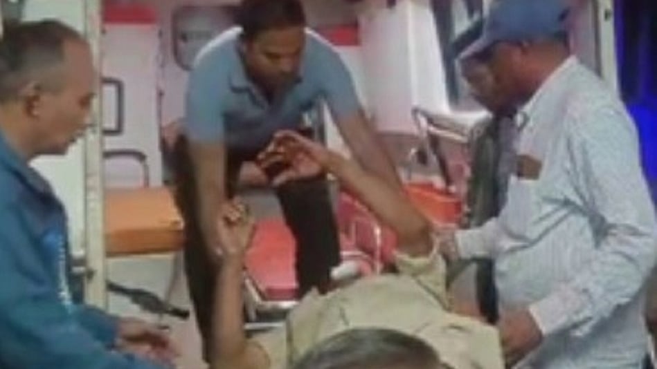 मऊगंज हिंसा मामले में कलेक्टर और एसपी का तबादला, संजय जैन को मिली जिले की जिम्मेदारी