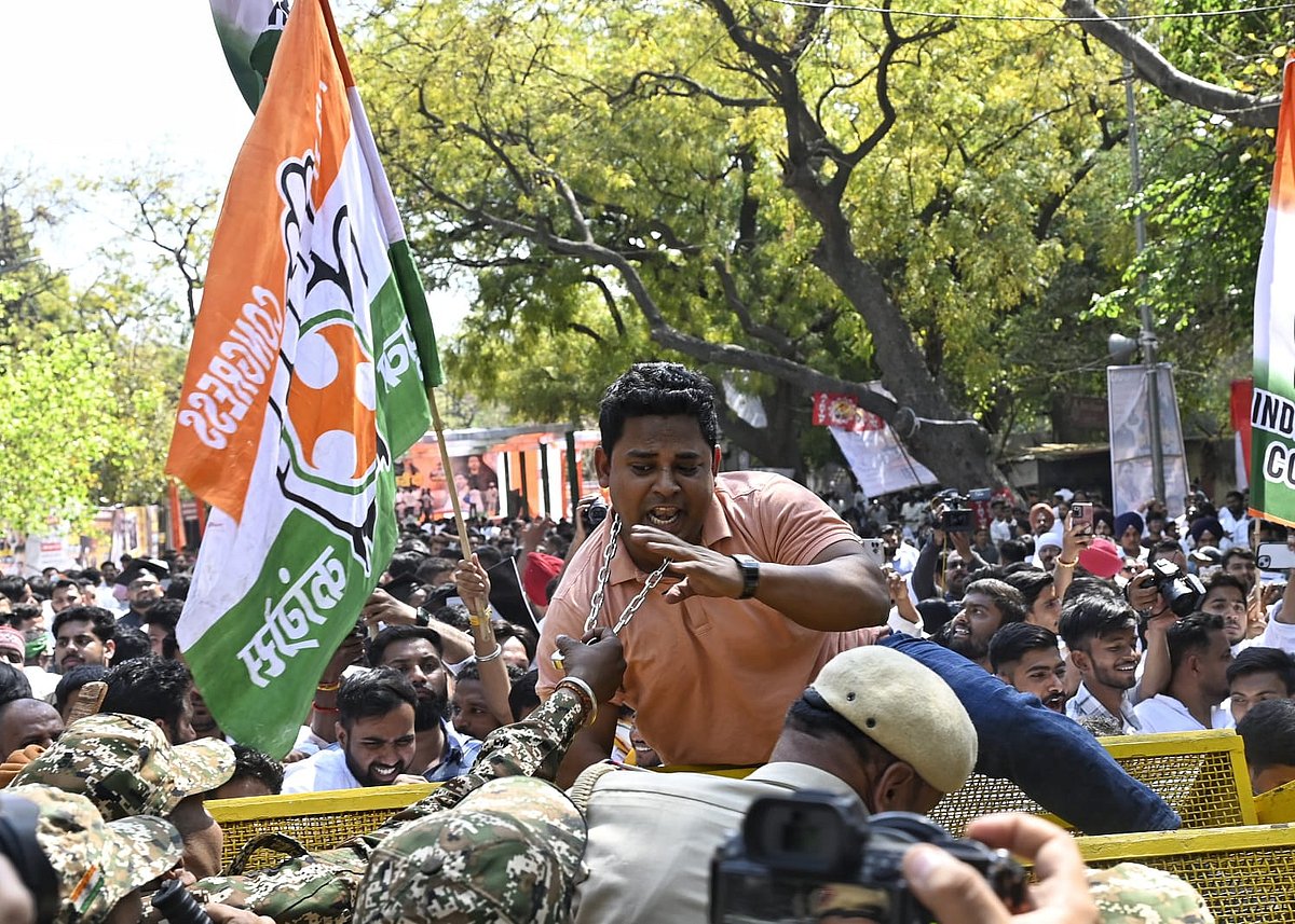 दिल्ली: युवा कांग्रेस का बेरोजगारी के मुद्दे पर जंतर-मंतर पर प्रदर्शन, मोदी सरकार को घेरा