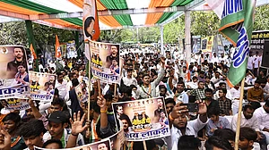 दिल्ली: युवा कांग्रेस का बेरोजगारी के मुद्दे पर जंतर-मंतर पर प्रदर्शन, मोदी सरकार को घेरा