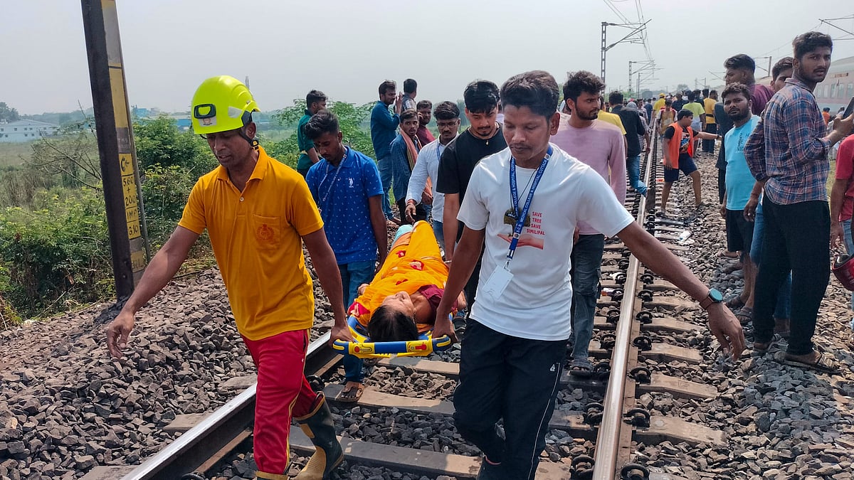 ओडिशा में बेंगलुरु-कामाख्या एक्सप्रेस पटरी से उतरी, एक व्यक्ति की मौत, तीन घायल
