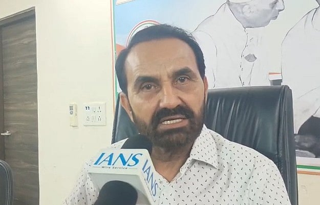 गुजरात: 'बनासकांठा पटाखा फैक्ट्री विस्फोट भ्रष्टाचार का नतीजा', शक्तिसिंह गोहिल ने सरकार पर लगाए भ्रष्टाचार के आरोप