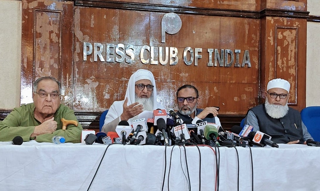 संसद से पास हो गया वक्फ विधेयक तो अदालत में चुनौती देगा AIMPLB, काला कानून बताकर किया खारिज