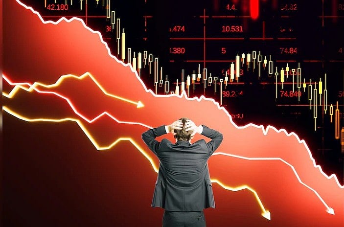 Stock Market Crash: ट्रंप के टैरिफ से क्रैश हुआ शेयर बाजार, सेंसेक्स 3900 अंक से ज्यादा फिसला, निफ्टी भी 1,160 अंक टूटा