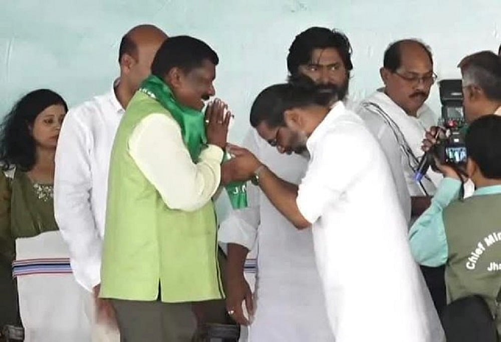 झारखंड में BJP को झटका, पूर्व प्रदेश अध्यक्ष ताला मरांडी ने छोड़ी पार्टी, हेमंत सोरेन के समक्ष JMM में शामिल