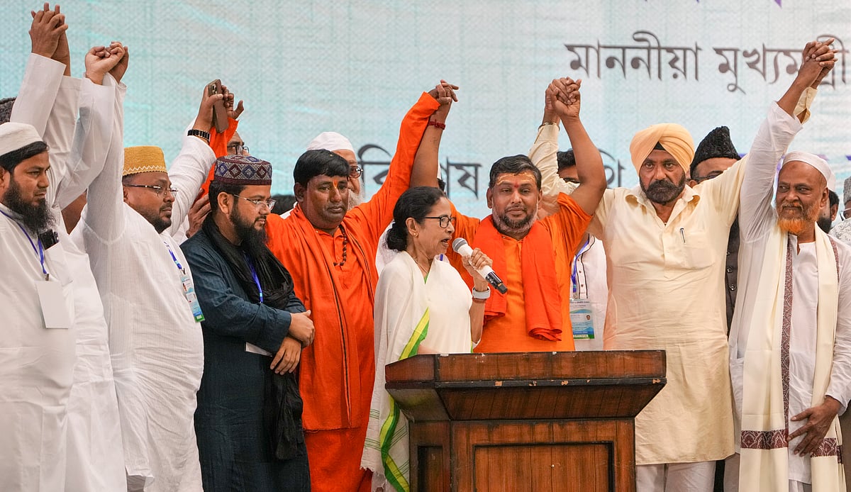 बीजेपी, बीएसएफ, केंद्रीय एजेंसियों ने भड़काई हिंसा, मुर्शिदाबाद दंगे पूर्व नियोजित थे; ममता बनर्जी का आरोप
