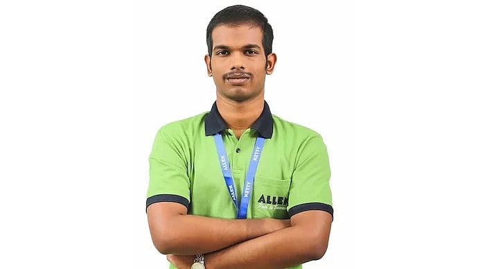 JEE Main Result 2025: JEE मेन सेशन 2 में 24 कैंडिडेट्स को मिला 100 पर्सेंटाइल, कोटा के ओमप्रकाश बोहरा बने टॉपर