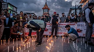 आतंकियों के मंसूबों को नाकाम करने के चार कदम / योगेंद्र यादव