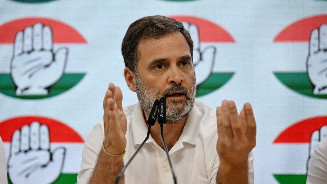राहुल गांधी ने पीएम से पहलगाम में मारे गए लोगों को शहीद का दर्जा देने की मांग की (फोटोः विपिन)