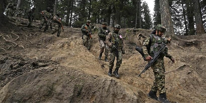 पाकिस्तान ने लगातार 9वें दिन LoC पर की फायरिंग, भारतीय सेना ने दिया करारा जवाब