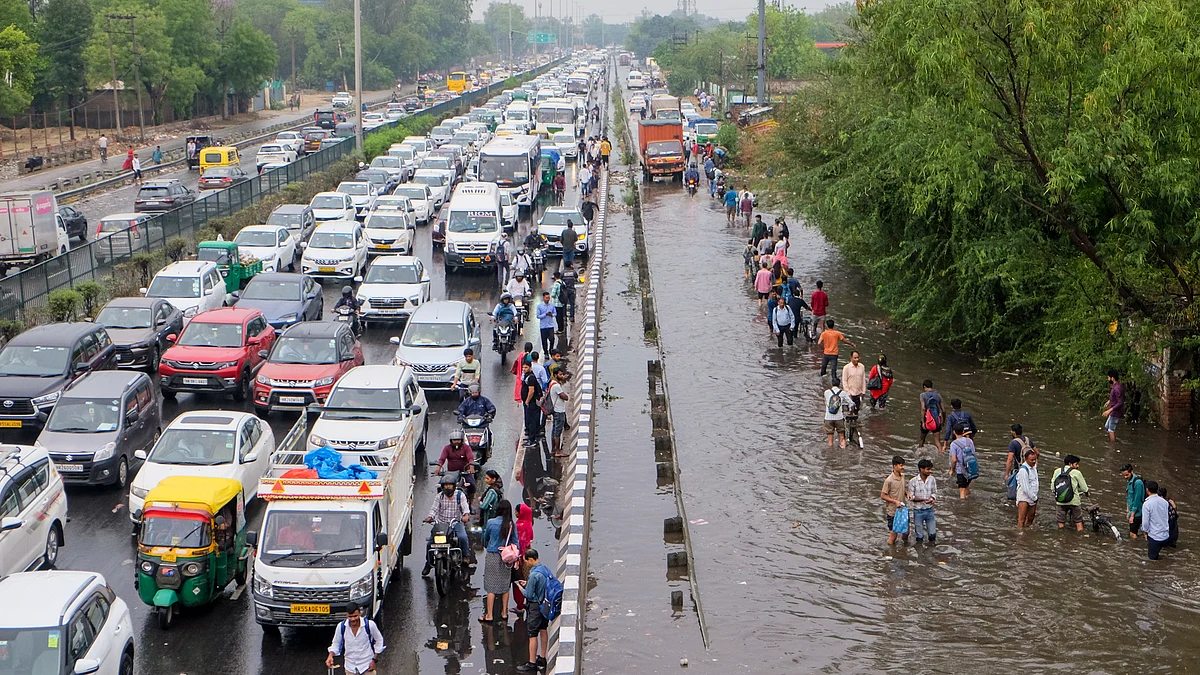 राष्ट्रीय राजधानी दिल्ली में भारी बारिश