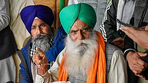 प्रदर्शन से एक दिन पहले पंजाब में कई एसकेएम नेताओं को ‘घर में नजरबंद’ किया गया: किसान नेता ने पुलिस पर लगाए ये आरोप