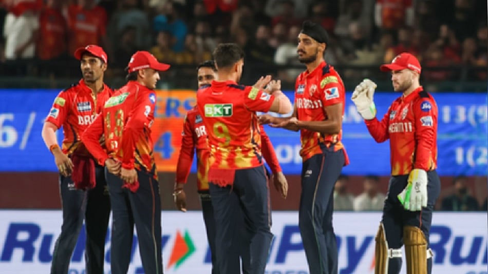 IPL 2025: पंजाब किंग्स-मुंबई इंडियंस का मैच धर्मशाला से अहमदाबाद स्थानांतरित, ऑपरेशन सिंदूर का असर
