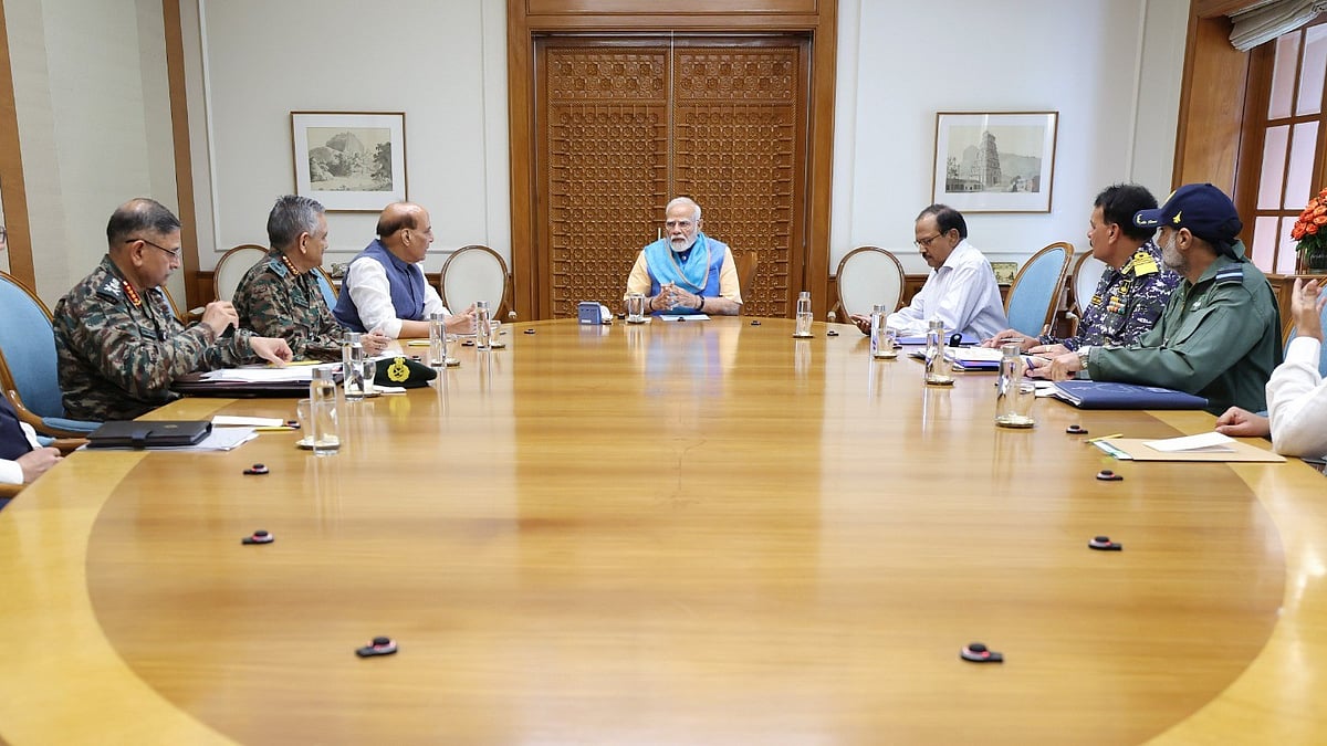 क्या पहलगाम और हाल के तनाव के बाद हम अपनाएंगे कोई राष्ट्रीय रक्षा नीति / आकार पटेल