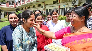 12वीं के बाद सीबीएसई 10th के भी नतीजे घोषित, 93.66% स्टूडेंट्स हुए पास, कुल 23,71,939 परीक्षार्थी ने दिया था एग्जाम