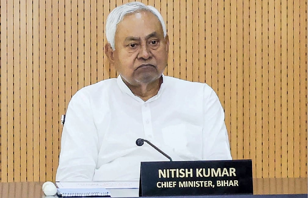 बिहार में 70 हजार करोड़ के खर्च का नहीं मिला हिसाब, नीतीश सरकार को कैग की फटकार!