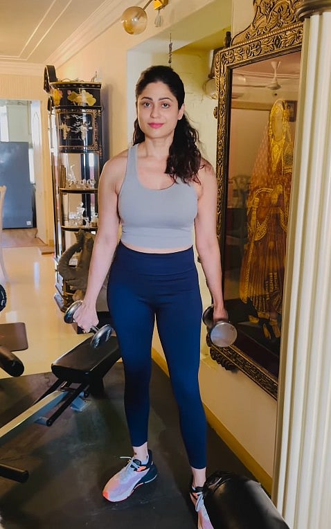सिनेजीवन: सोनू निगम की करियर को मोहम्मद रफी ने मेरे दिया आकार और मानुषी छिल्लर ने शानदार अंदाज में मनाया जन्मदिन