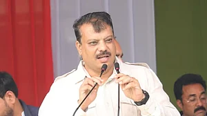 विज्ञापनजीवी हो चुकी है मोदी सरकार, सेना के पराक्रम को राजनीति चमकाने के लिए उत्पाद की तरह बेच रही हैः कांग्रेस