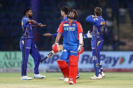 IPL 2025: फाइनल से कम नहीं होगा आईपीएल का 63वां मैच, दिल्ली-मुंबई के बीच वानखेड़े स्टेडियम में महामुकाबला