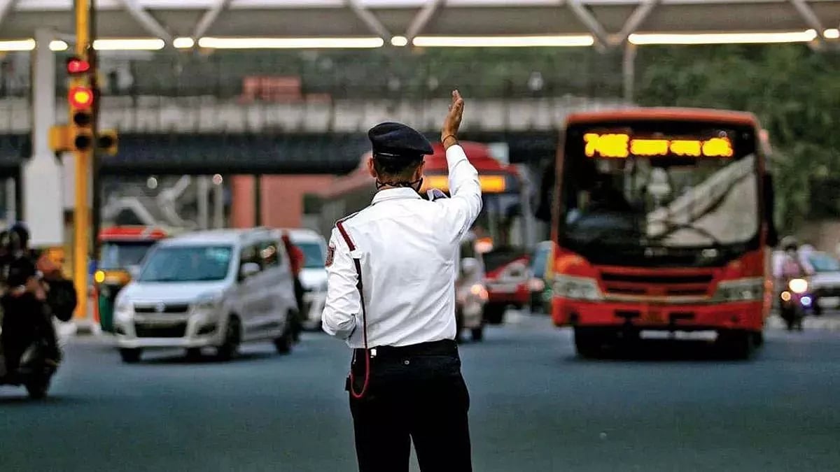 IPL 2025: दिल्ली पुलिस ने मैच और आंधी-तूफान के मद्देनजर ट्रैफिक एडवायजरी की जारी