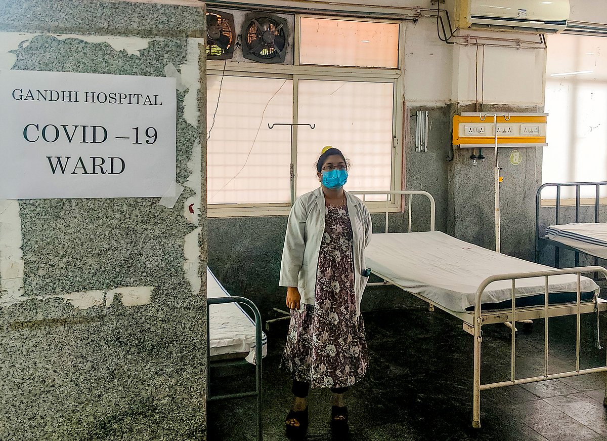 दिल्ली में कोरोना ने पकड़ी रफ्तार, एक सप्ताह में 99 नए केस आए सामने; अन्य राज्यों ने भी बढ़ाई चिंता