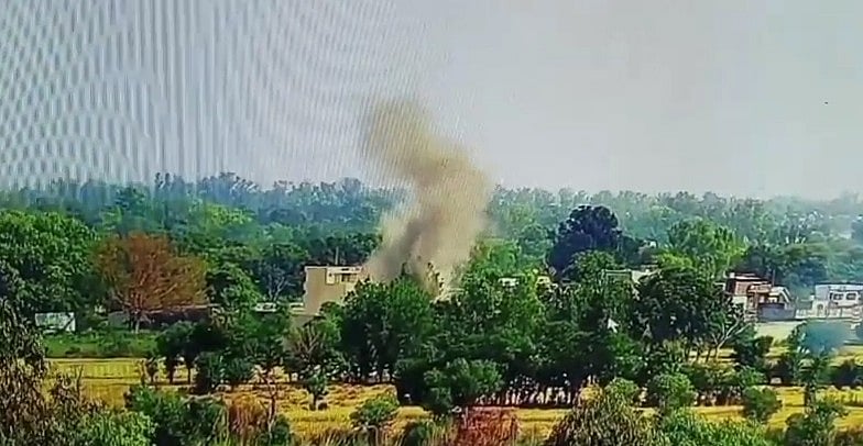 BSF ने जारी किया ‘ऑपरेशन सिंदूर’ का नया वीडियो, पाकिस्तान स्थित कैंप और लॉन्चिंग पैड पर कहर बनकर टूटी भारतीय सेना  