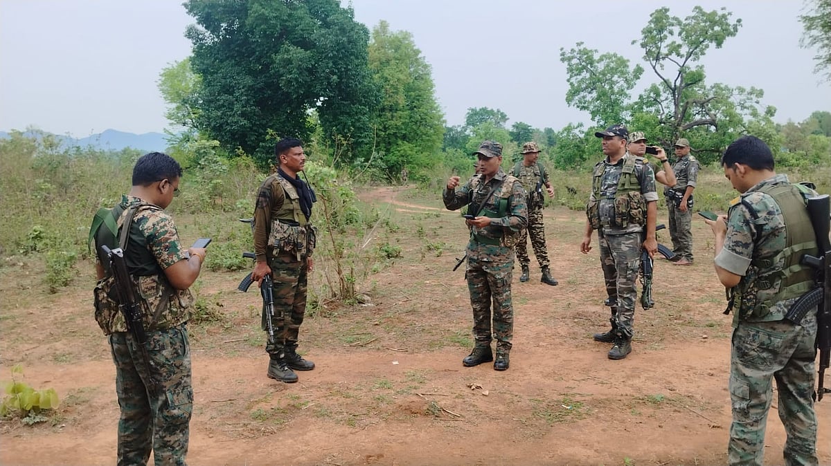 झारखंड: पलामू में मारा गया टॉप माओवादी नक्सली कमांडर तुलसी भुइयां, 12 घंटे से जारी है मुठभेड़ 