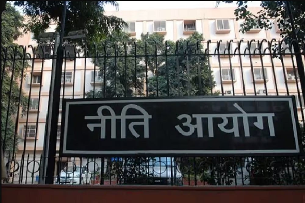 अफवाह फैलाता नीति आयोग, यही बीजेपी का विकास और मोदी की गारंटी है