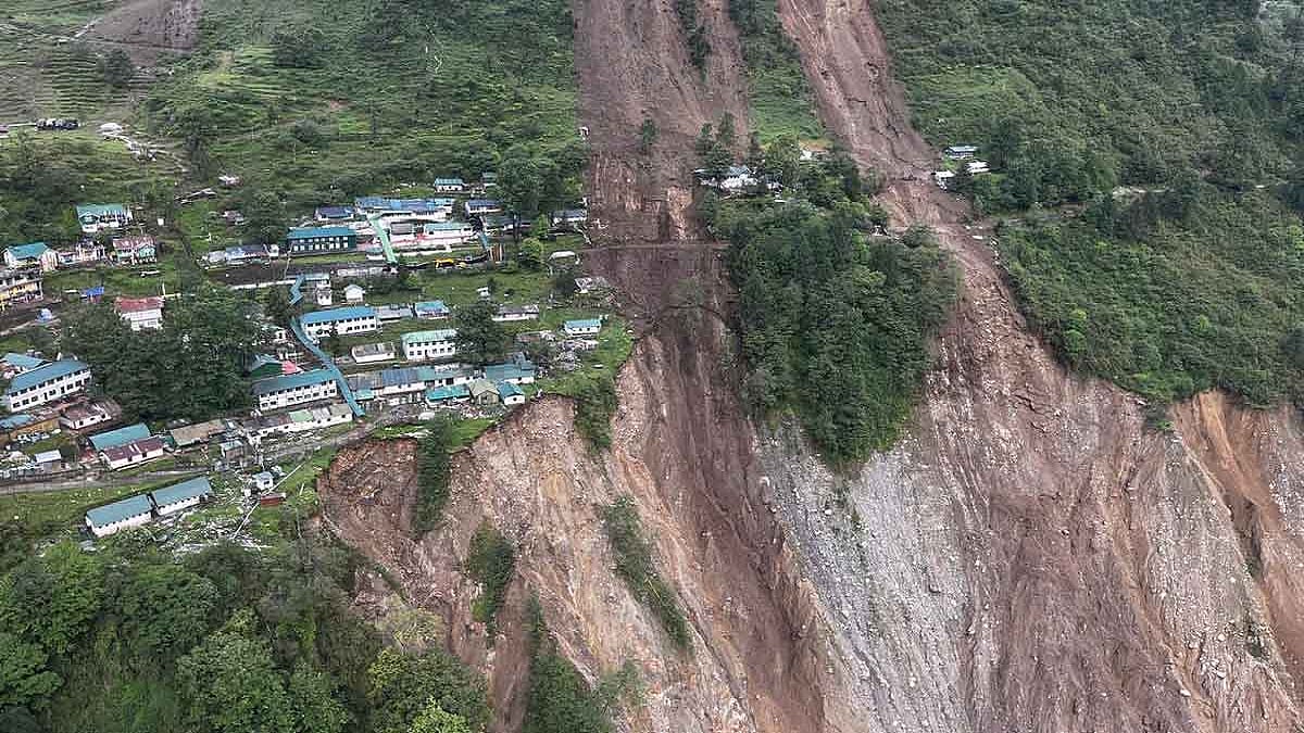 सिक्किम के कई इलाके भीषण भूस्खलन से बाहरी संपर्क से कटे, सेना का राहत और बचाव कार्य जारी