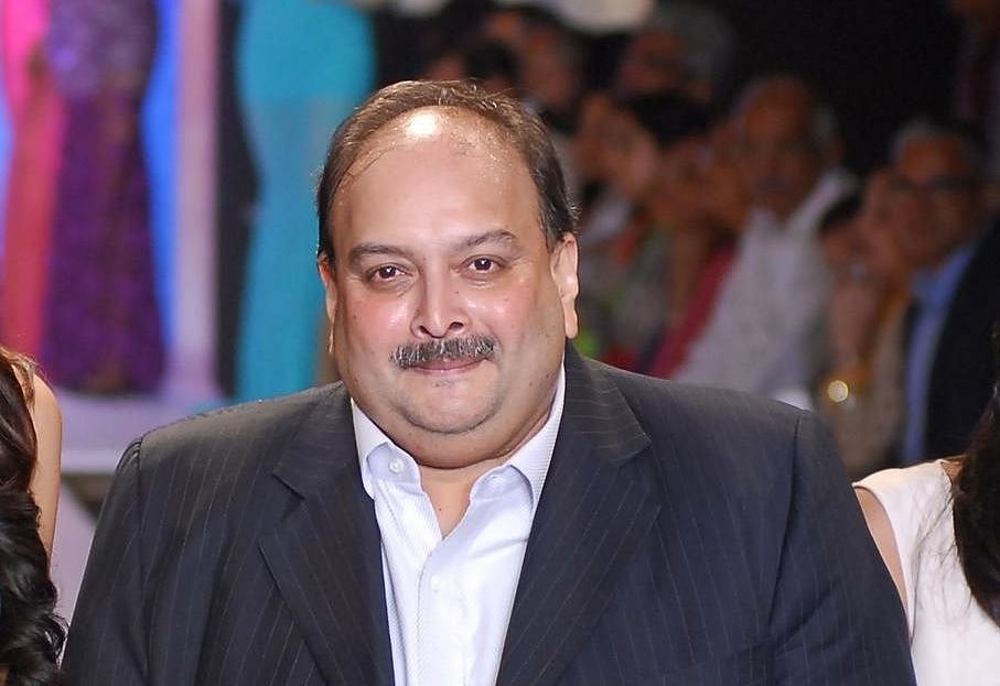 अर्थतंत्र की खबरें: सेबी ने मेहुल चोकसी के बैंक अकाउंट्स और इन्वेस्टमेंट्स को किया फ्रीज और सोना को लेकर बड़ी खबर
