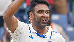India vs England: टेस्ट इतिहास में सर्वाधिक विकेट चटकाने वाले टॉप-5 गेंदबाज, लिस्ट में भारतीयों का दबदबा