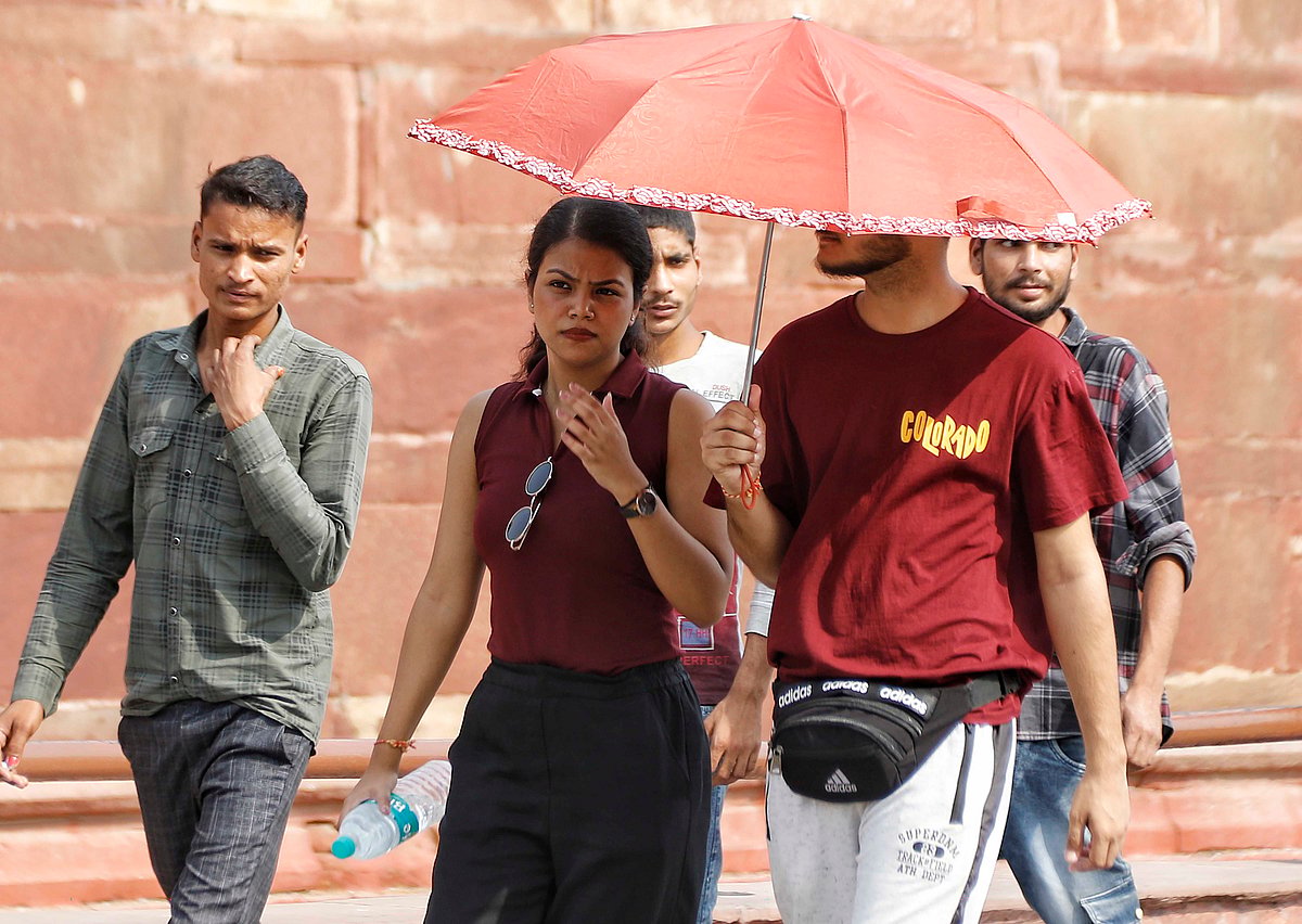 दिल्ली-एनसीआर में भीषण गर्मी का कहर, अगले दो दिनों तक हीट वेव का अलर्ट जारी, मौसम विभाग ने स्वास्थ्य को लेकर दी चेतावनी