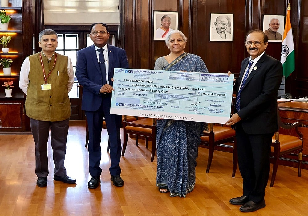 अर्थजगतः SBI ने सरकार को 8,076.84 करोड़ रुपये का लाभांश दिया और दो कंपनियों में विभाजित होगी डिस्कवरी