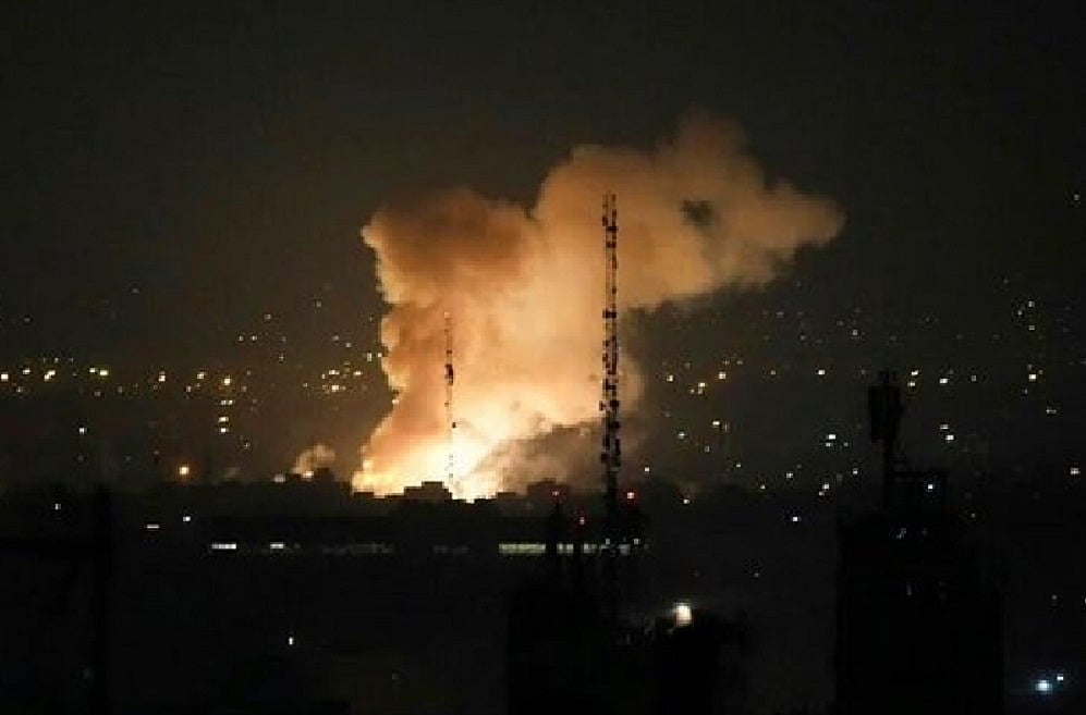 मोसाद ने हमलों से पहले ड्रोन और अन्य हथियार तस्करी करके ईरान भेजे थे, इजरायली अधिकारी का दावा