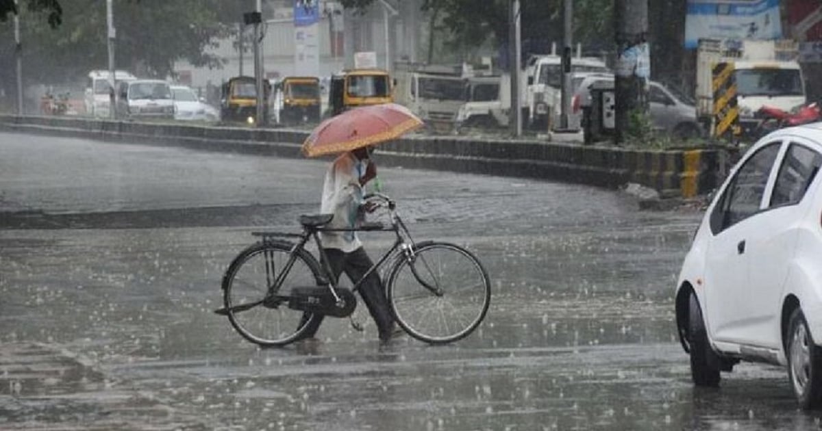 navjivanindia%2F2025-06-17%2Fb94fces8%2FAssam-Rains.jpg?rect=0%2C0%2C1026%2C539&w=1200&ar=40%3A21&auto=format%2Ccompress&ogImage=true&mode=crop&enlarge=true&overlay=false&overlay_position=bottom&overlay_width=100