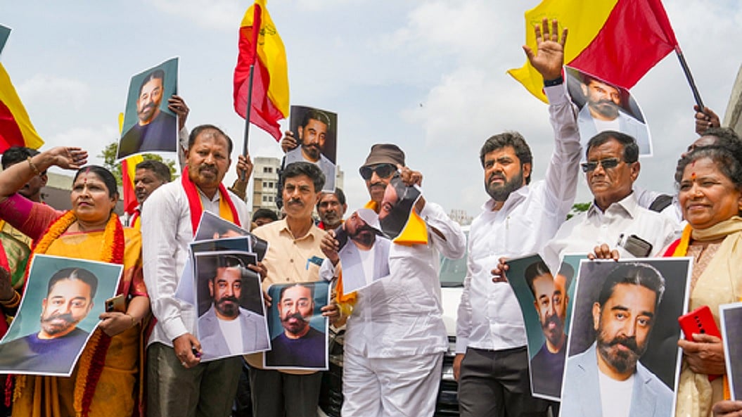 अखिल भारतीय हो चला है भावना आहत होने का खेल, लेकिन अवसर देखकर!