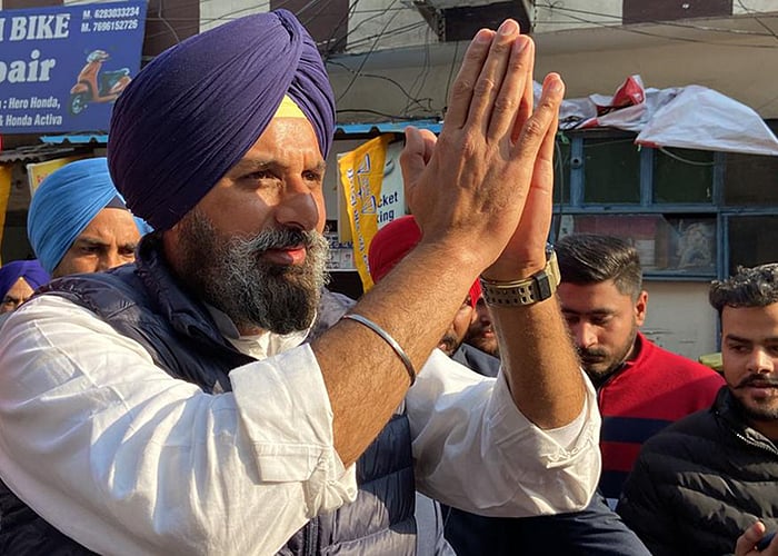 आय से अधिक संपत्ति मामले में शिरोमणि अकाली दल के नेता बिक्रम मजीठिया गिरफ्तार, जानें पूरा मामला?
