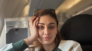 Shefali Jariwala Death: शेफाली जरीवाला के घर पहुंची फॉरेंसिक टीम, रात में कुक और मेड से हुई पूछताछ