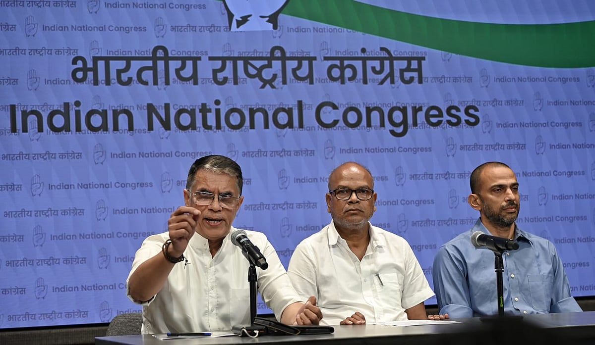 कांग्रेस का निर्वाचन आयोग पर तीखा हमला, कहा- अपने भवन में बैठने की क्या जरूरत, BJP मुख्यालय में बैठे