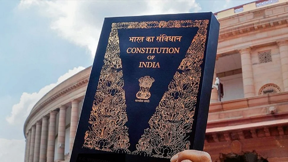 संविधान की उद्देशिका में धर्मनिरपेक्षता-समाजवाद के खिलाफ है संघ, हर हाल में हटाना चाहता है