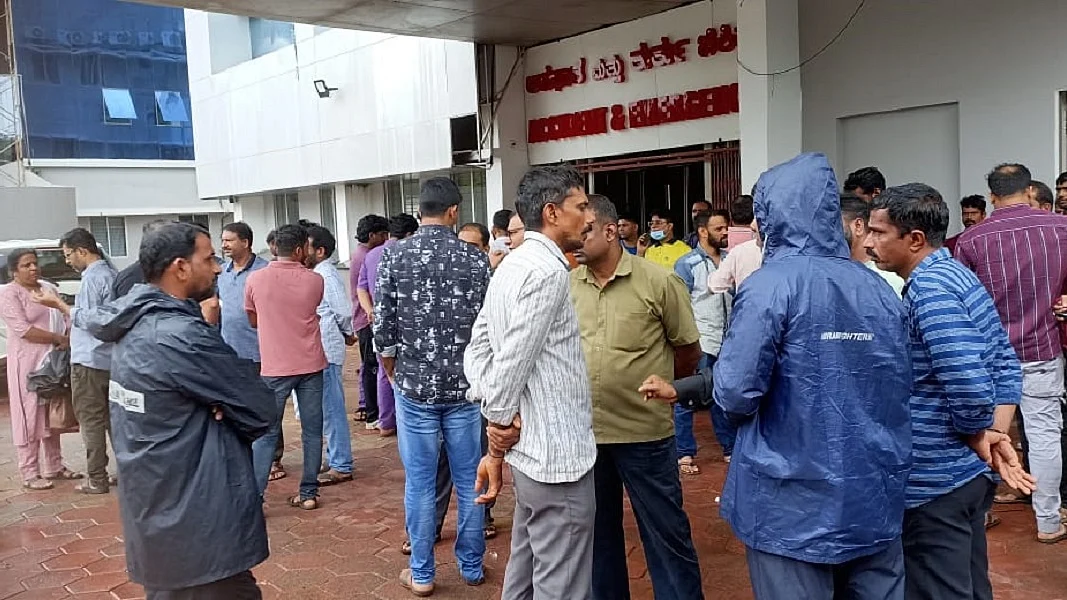 मैंगलोर रिफाइनरी में जहरीली गैस रिसाव से 2 कर्मचारियों की मौत, एक की हालत गंभीर