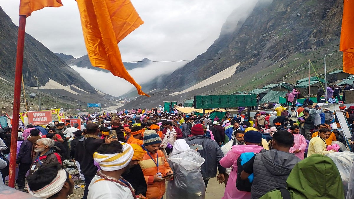 अमरनाथ यात्रा एक दिन के लिए स्थगित, खराब मौसम के चलते लिया गया फैसला, ट्रैक मरम्मत का काम जारी