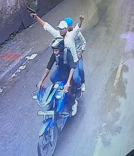 पटना चंदन मिश्रा हत्याकांड: बाइक पर जश्न मनाते और पिस्तौल लहराते दिखे बेखौफ हमलावर, पुलिस की पहुंच से अब भी दूर
