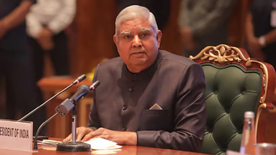 उप राष्ट्रपति जगदीप धनखड़ ने सोमवार शाम अचानक पद से इस्तीफा दे दिया