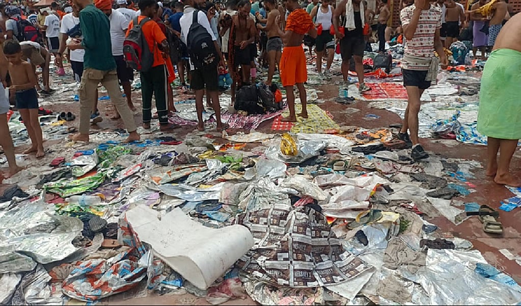 हरिद्वार में कांवड़ मेला संपन्न होने के बाद फैले कूड़े को हटाना बनी चुनौती, हजारों टन कचरे का लगा अंबार