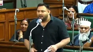 बिहार विधानसभा में संग्राम! तेजस्वी यादव बोले- सदन में मेरे माता-पिता को गाली दी जा रही थी लेकिन मैंने...