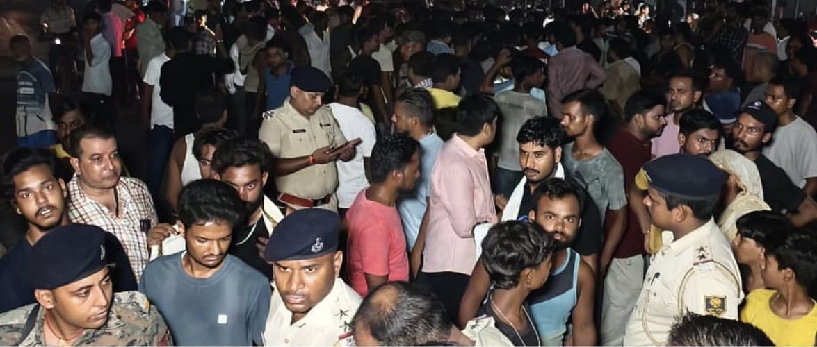 बिहार में 'जंगलराज'? मुजफ्फरपुर में कबाड़ कारोबारी की हत्या, दुकान के बाहर मारी गई गोली