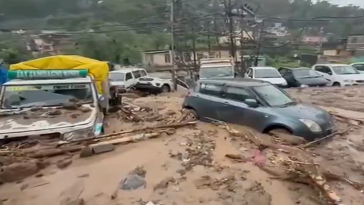 हिमाचल के मंडी में भारी बारिश से तबाही, दो लोगों की मौत, कई लापता, बादल फटने की आशंका