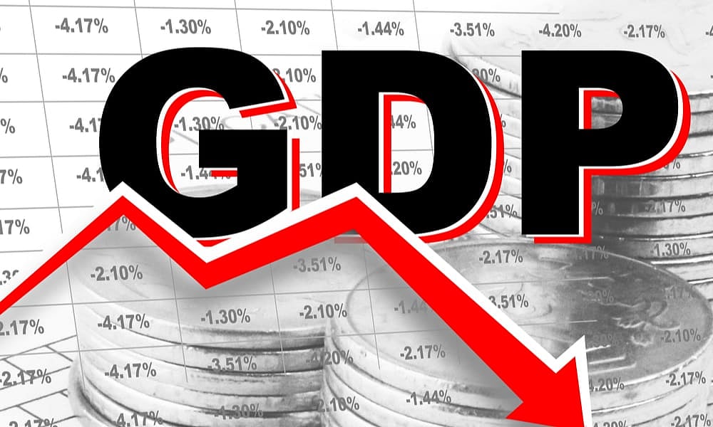 अर्थतंत्र की खबरें: 'अमेरिकी शुल्क से भारत की GDP में होगी गिरावट' और दिल्ली समेत इन 8 शहरों में घरों की बिक्री घटी